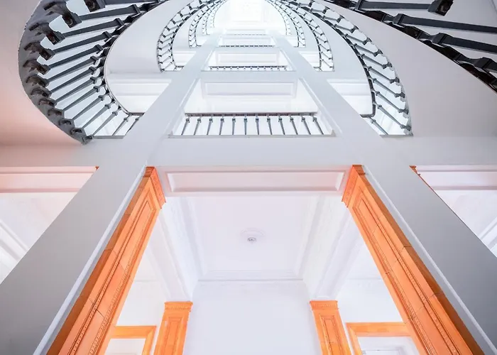 Orange Glow Boutique #47 By Goodnite Cz Brno